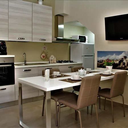 Casa Vacanze Civico 32 Montescaglioso Bagian luar foto