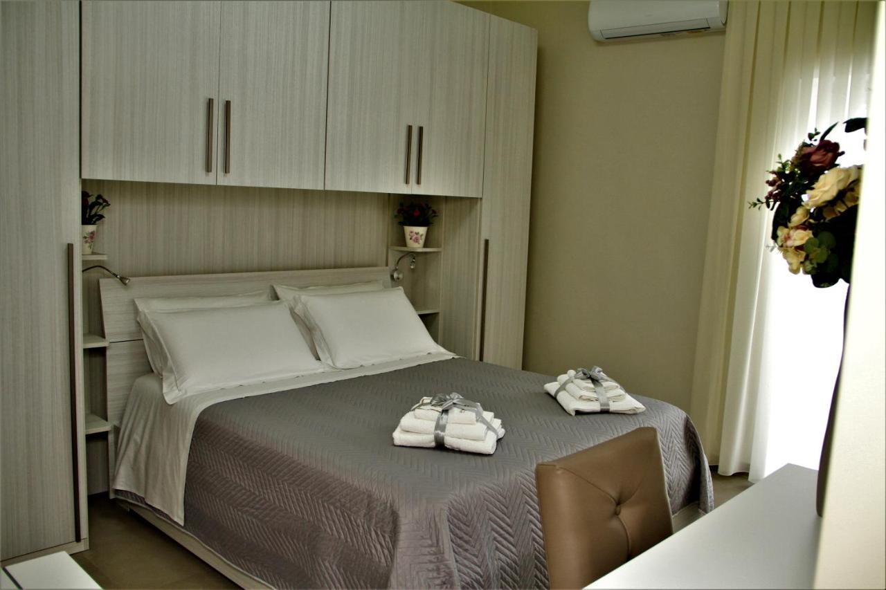 Casa Vacanze Civico 32 Montescaglioso Bagian luar foto