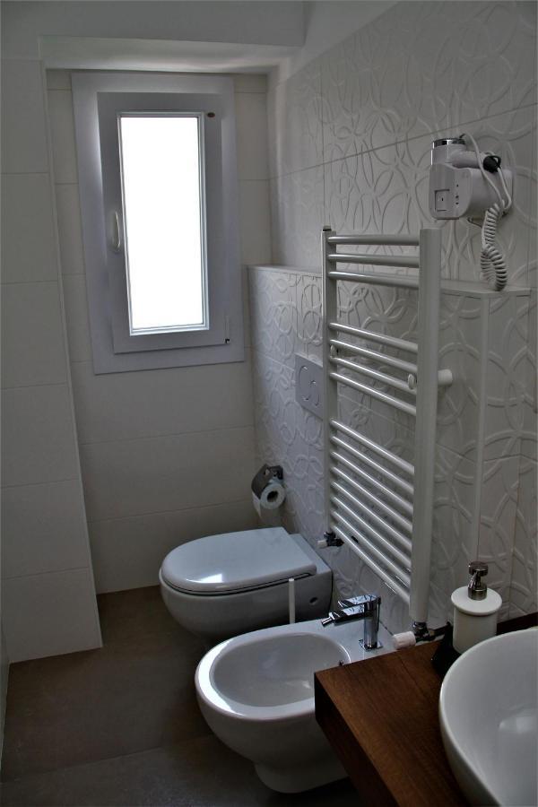 Casa Vacanze Civico 32 Montescaglioso Bagian luar foto